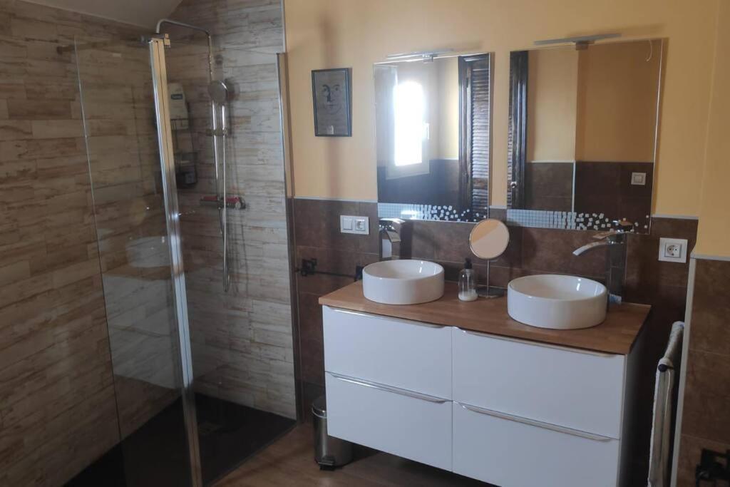 Duplex San Lorenzo 2 Parking Gratuitos Y Piscina Jaén Exterior foto